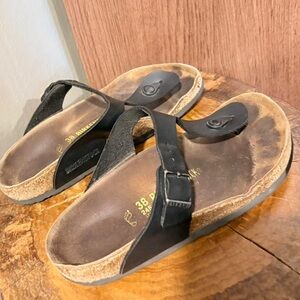 Birkenstock Black and Brown Thong Sandals